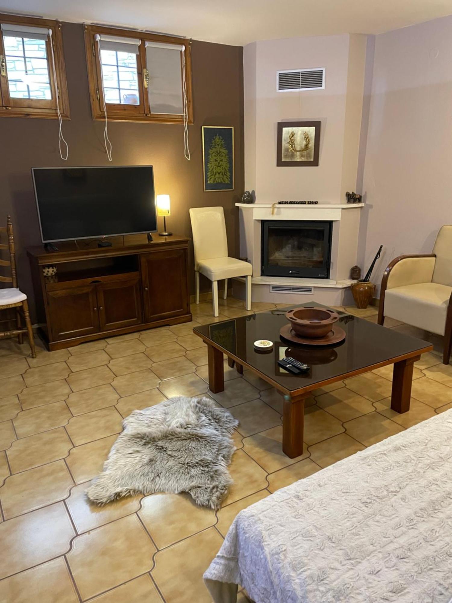 Apartment Varousi House *